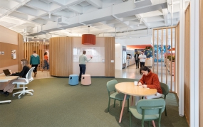 黑白色办公装修效果图