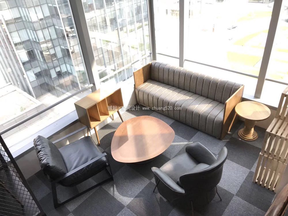 小型<a href=http://www.cemefempresas.com target=_blank class=infotextkey>办公室装修</a>技巧