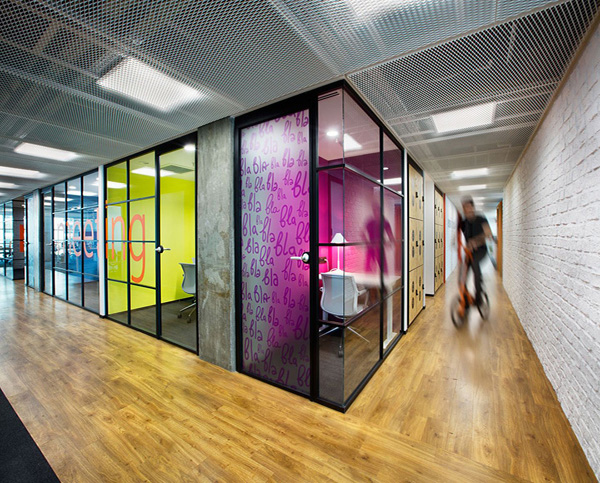 办公室装修效果图