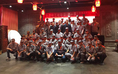 2019年标准化工地培训合照留念！