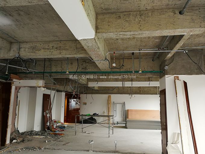 在建工地案例图片